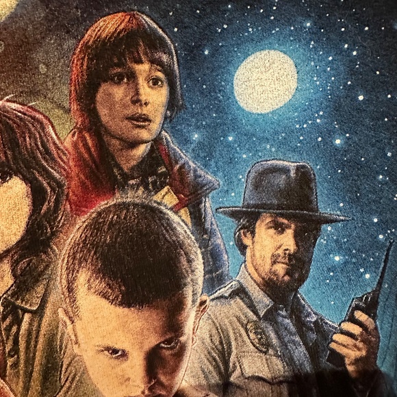 Official Stranger Things Season 1 T-shirt - Picture 5 of 9